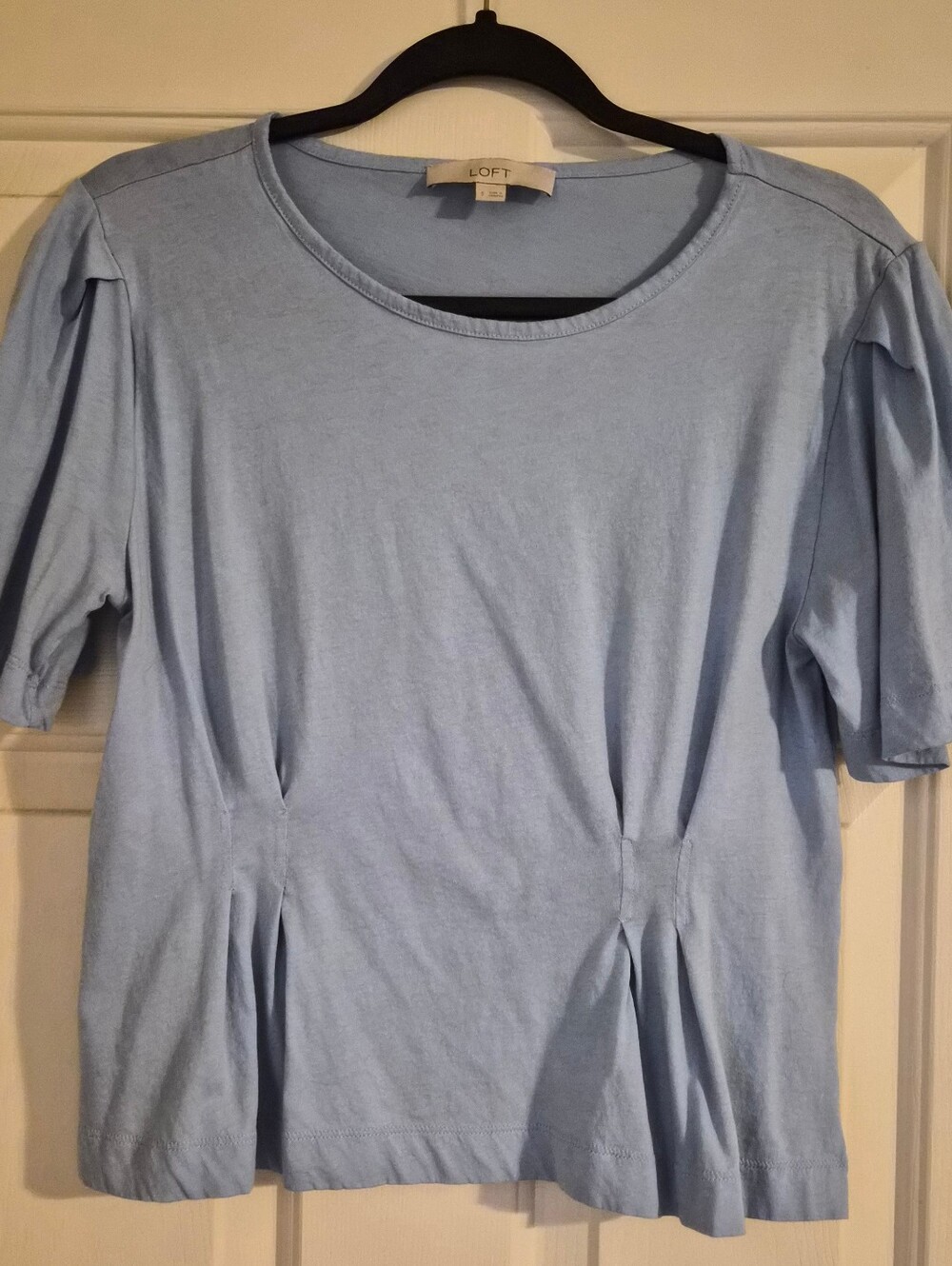 Loft Light Blue Top With Cinching Under Size Small